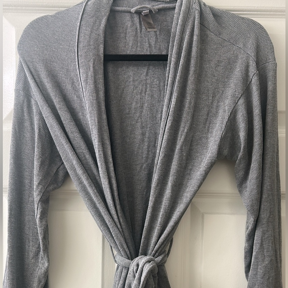 SKIMS ROBE - Picture 4 of 5